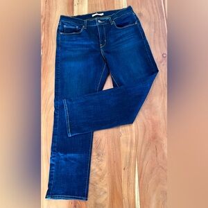 Levi Strauss Women’s Classic Straight 5 Pocket Dark Wash Jeans